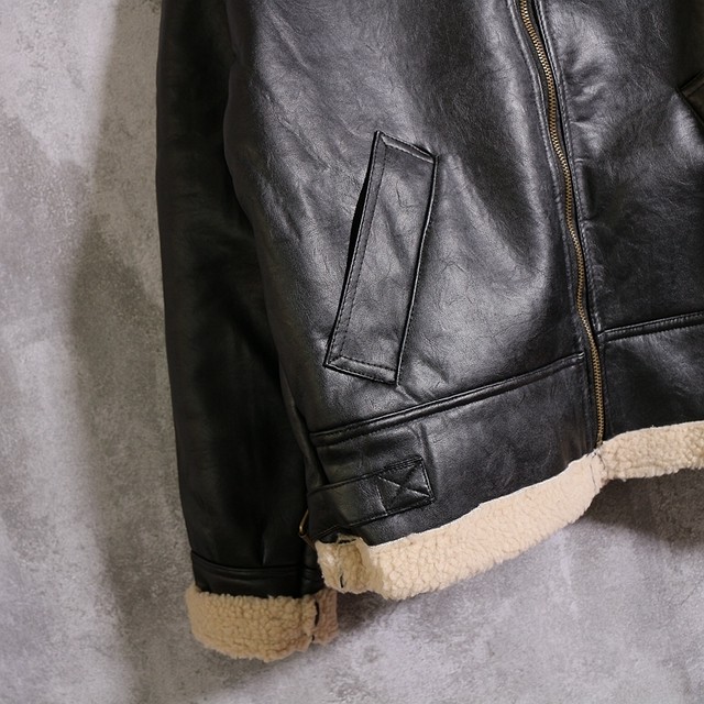 ライダースボアジャケット ライダース ネックベルト フェイクレザー イミテーションレザー ミリタリージャケット ボアジャケット ボア ジャケット ハイネック ショートコート ブルゾン アウター もこもこ ゆったり 無地 防寒 レディース カジュアル シンプル 可愛い 秋 冬