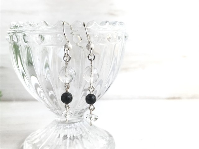 魔法の石プレセリとガークリスタルのフックピアス 天然石 ヒーリングアクセサリー Cosmos Clover ひかりのたね