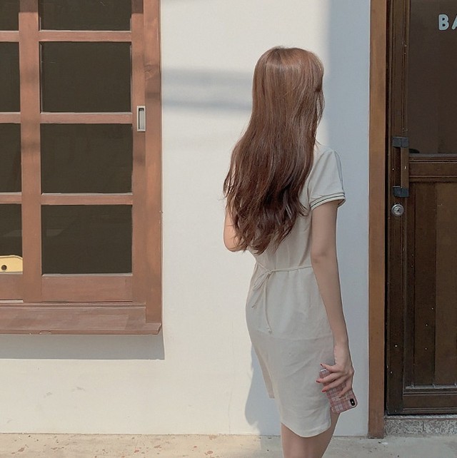 送料無料 2色 ワンピース レディース ポロワンピ ポロシャツワンピ ポロシャツ ワンピース 半袖ワンピース 半袖 襟つきワンピース スキッパー ワンピ Vネック デコルテ ミニワンピース ミニ丈 膝上 ひざ上 ウエストリボン りぼん リボン ウエストマーク くびれ バック