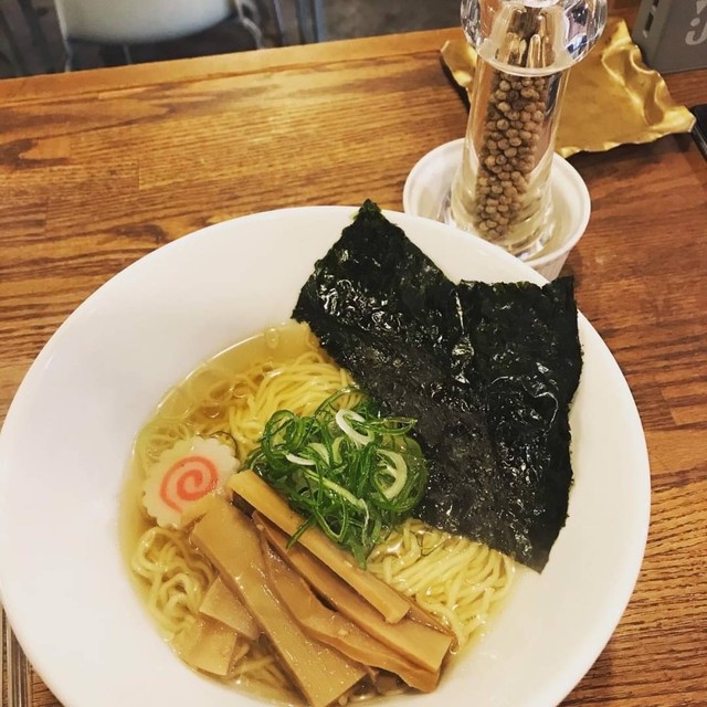 水曜夜鳴きラーメン【白醤油ラーメンセット・デリバリー】