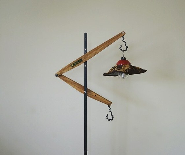 Lantern Stand Lloyd Wood Campooparts Gravity Equipmentコラボ ランタンスタンド ロイド ウッド キャンプ オーパーツ Campooparts キャンプオーパーツ Official Shop