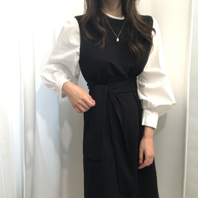 送料無料 ワンピース 重ね着風 ドッキング レイヤードスタイル 切り替え レトロ ミモレ丈ワンピース クルーネック ハイウエスト 足長効果 ベルト リボン ウエストマーク 長袖 ボリューム袖 盛り袖 袖コンシャス 3色展開 カーキ グレー ブラック おしゃれ フェミニン