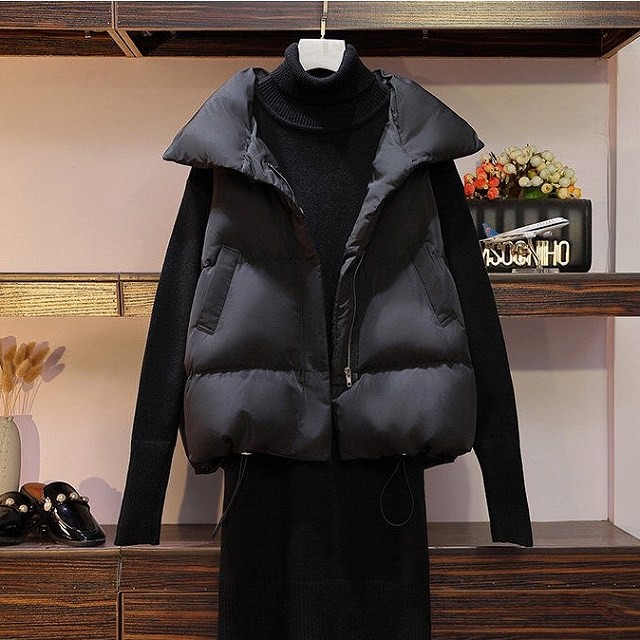 ベスト レディース ニットベスト 無地ニット リブニット ノースリーブ ショート丈 無地 ダウン ポケット付き 暖かい カジュアル 通勤 おしゃれ ホワイト 秋冬 ワンピの里