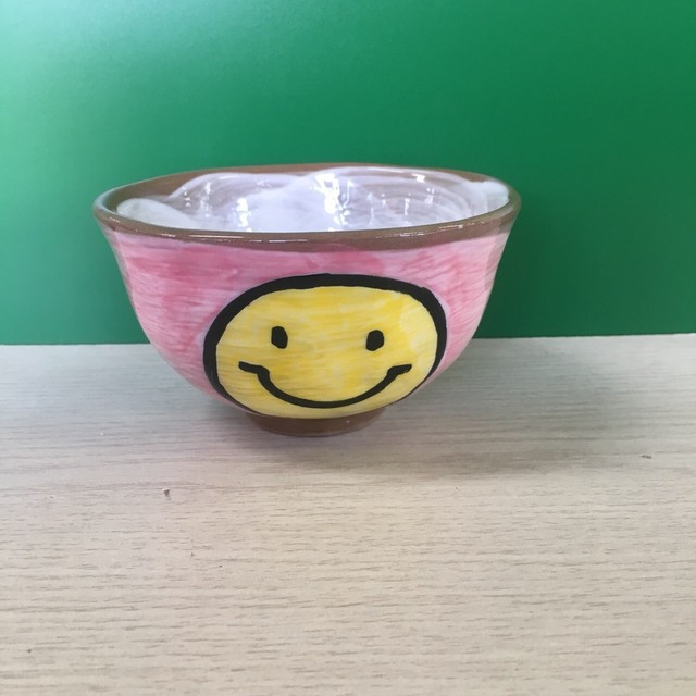 波佐見焼 お茶碗 小 ハーモニー スマイル ニコちゃん ピンク 雑貨牧場gayu