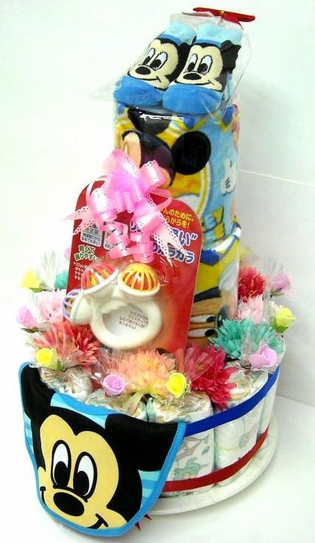 出産祝い オムツケーキ 豪華な３段おむつケーキ ディズニー３r 男の子用ミッキー Peterpan2