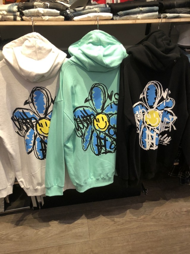 フラワースマイルパーカー 裏起毛 Jolly Clan ジョリークラン