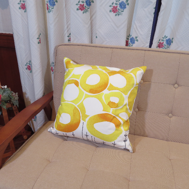 送料無料 北欧柄クッションカバー 黄色花柄 Base店 インテリアファブリックhachiya