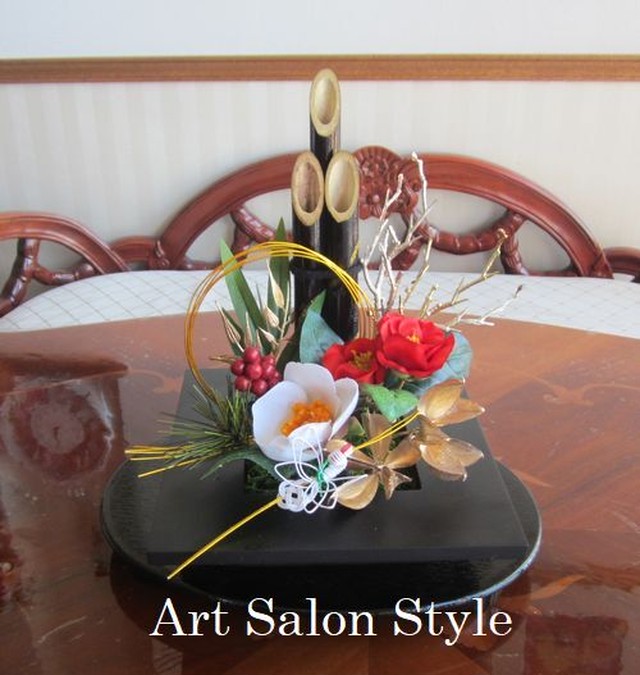 紅白椿と竹のお正月飾り Artsalonstyle