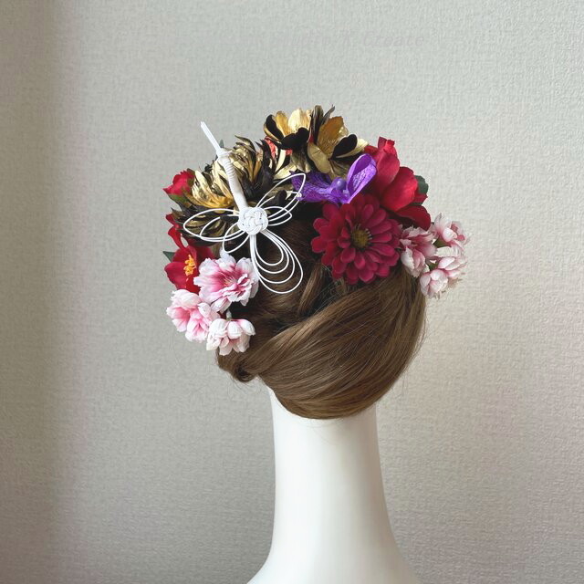 和装婚 成人式に ゴールドの菊と赤い椿のヘッドドレス 結婚式 成人式 着物髪飾り 和装ヘッドドレス 前撮り 赤 和装婚 Flower Design Studio K Create