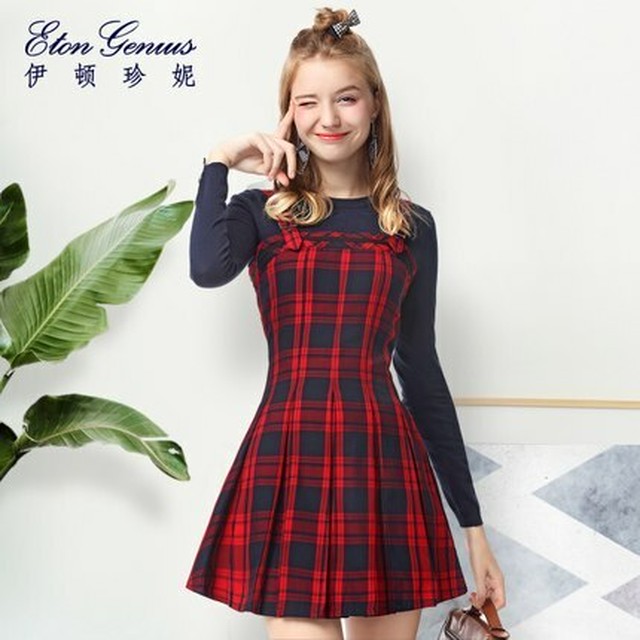 即納のみ チェックワンピース ミニ丈 プリーツスカート ショルダーストラップ キャミソール Aライン 秋 冬 ガーリー ハイウエスト 赤 格子 タータンチェック デート お出かけ 旅行 通学 イベント スリム効果 Quadrifolie クローバー