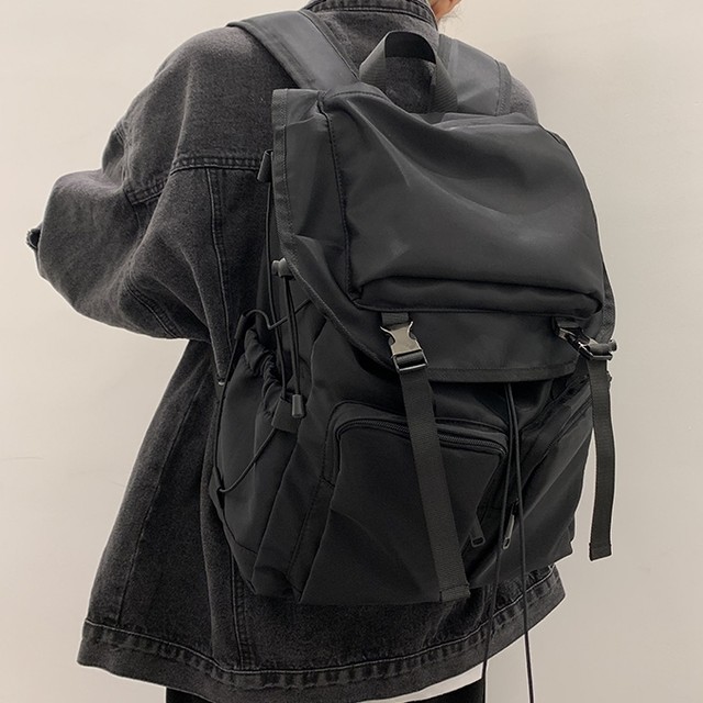 バックパック レディース リュック 春夏 秋冬 春 夏 秋 冬 黒 バッグ リュックサック かばん メンズ バック レディース 無地 部活 合宿 旅行 通学 大容量 学校バッグ 高校生 中学生 男の子 女の子 B4 ブラック カレッジコーデ カジュアル