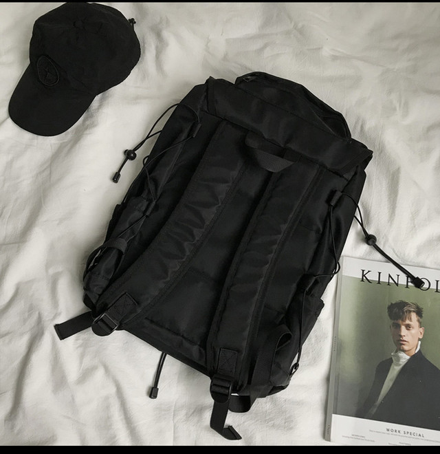 バックパック レディース リュック 春夏 秋冬 春 夏 秋 冬 黒 バッグ リュックサック かばん メンズ バック レディース 無地 部活 合宿 旅行 通学 大容量 学校バッグ 高校生 中学生 男の子 女の子 B4 ブラック カレッジコーデ カジュアル