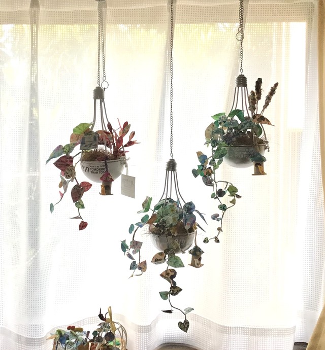 電球型ハンギング シルバー ブルー系ポトス Sousakuengeika Fabric Plants