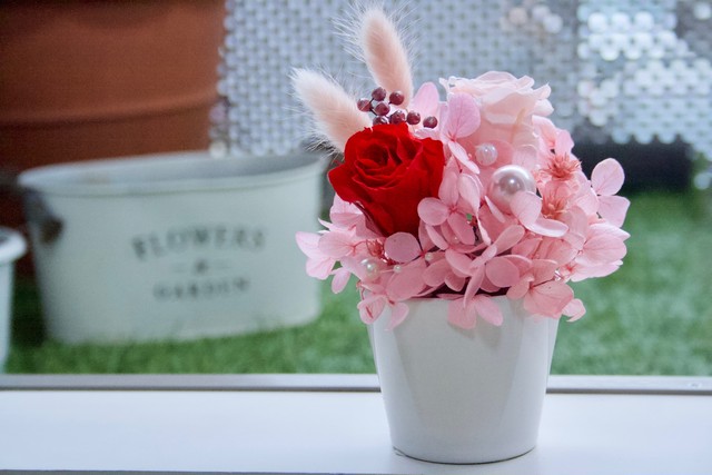 プリザーブドフラワー ピンク お誕生日 花屋 心一つ