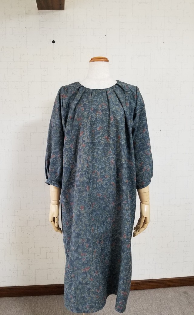 大島紬リメイク襟ぐりタックワンピース Sakiorihiro