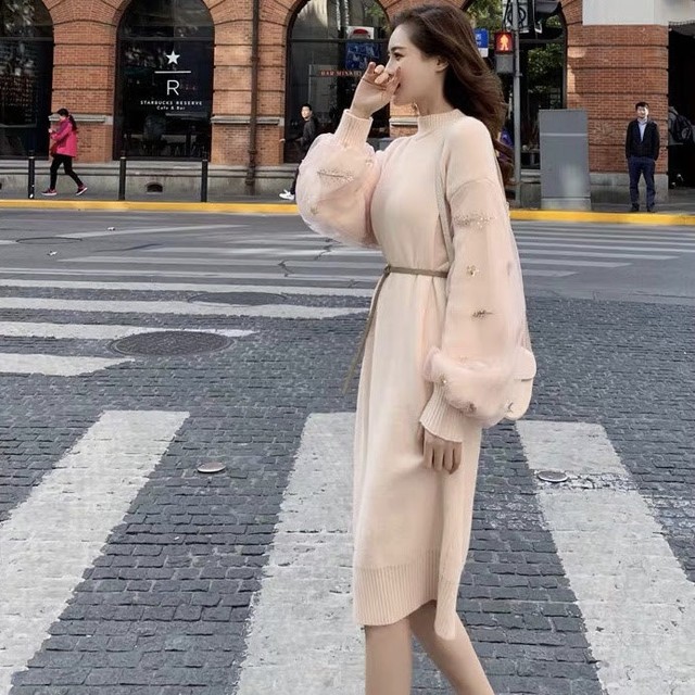 バルーンチュール袖 ニットワンピース スパンコール付き ピンク Liliana