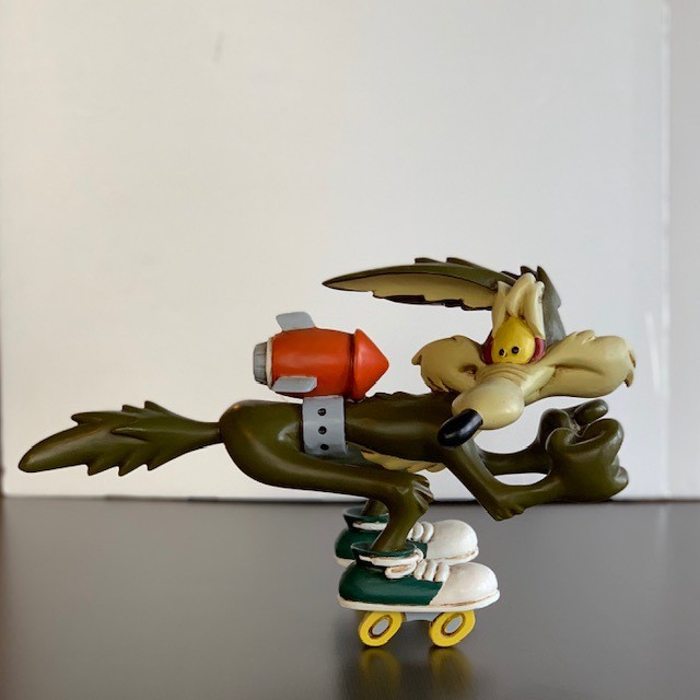 Wile E Coyote ﾜｲﾘｰ ｺﾖｰﾃ ﾛｹｯﾄ Life Style Shop Alt Style