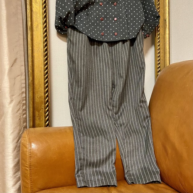 Used グレーピンストライプパンツ Used More Often