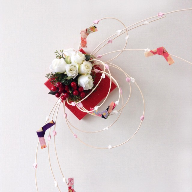 お正月飾りオブジェもち花と薔薇アレンジnyb 15 クラフトアールデザイン