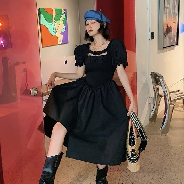 bust belt flare dress