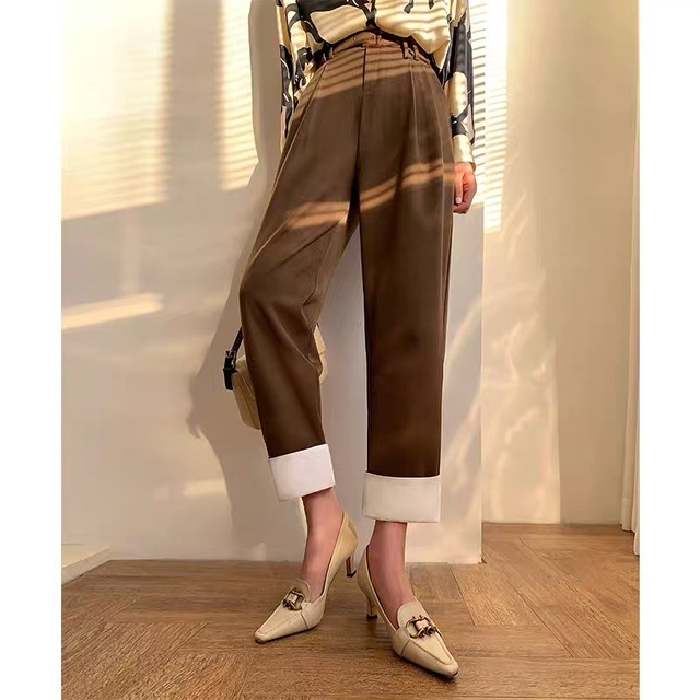 simple color loose pants