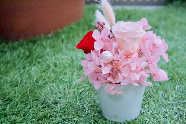 プリザーブドフラワー ピンク お誕生日 花屋 心一つ