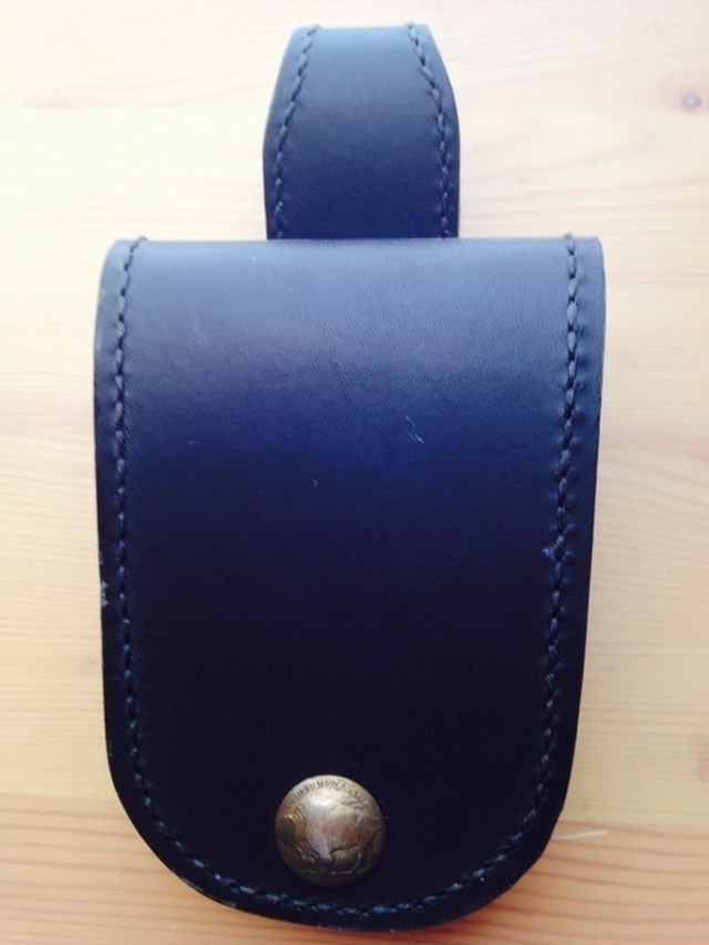 黒 ブラック 携帯ケース ポーチ デジカメケース タバコケース メンズ レディース 革 小物入れ ポシェット 鞄 バッグ ベルトループ コンチョ ルナ ファルファッラ レザークラフト