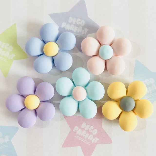 039 オススメ マットなお花可愛い５個セット デコパーツ 貼り付けパーツ ハンドメイドアクセサリー デコパフェ Decoparfait ハンドメイド材料