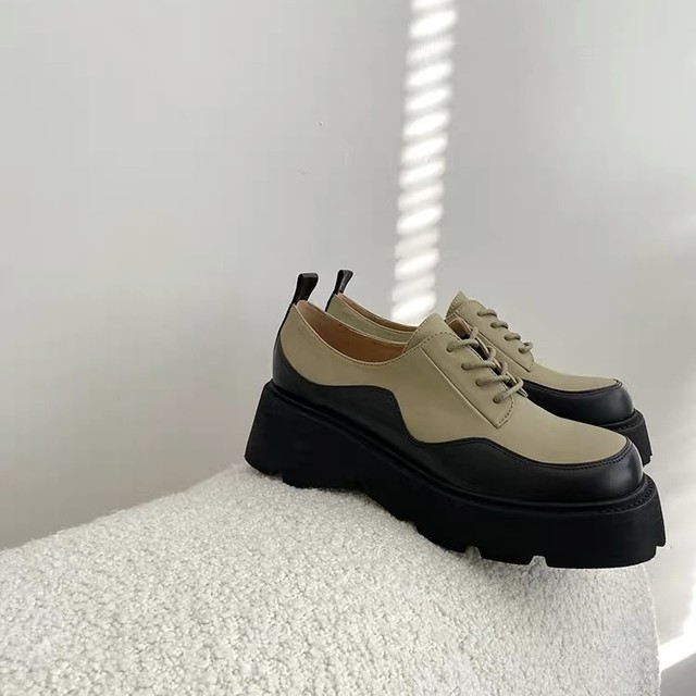 wave design loafer