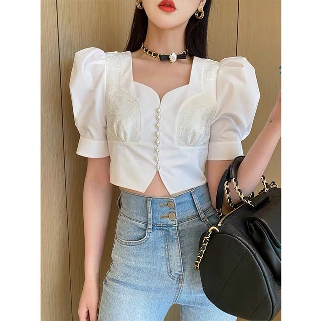 tucked sleeve short tops