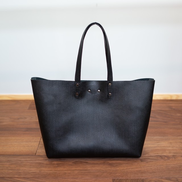 オールブラック 1枚革 レザートートバッグ Db 002 Dixhuit ハンドメイドレザーショップ