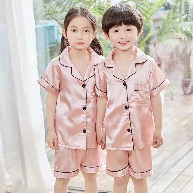 子供パジャマ 半袖 キッズパジャマ 男女兼用 前開き ルームウェア 前ボタン こどもパジャマ シルク風パジャマ 6色 部屋着 寝巻き 100 110 1 130 140 150cm Primarc