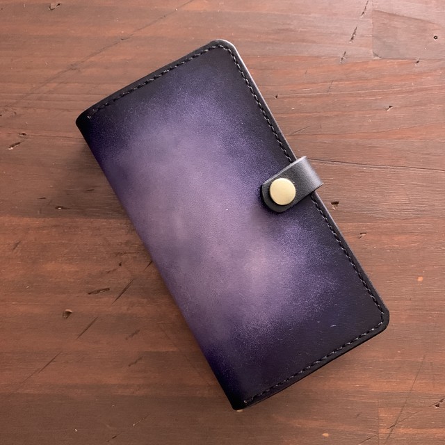 New 手染め グラデーションレザー Iphoneケース 11pro スマホケース パープル ブラック アンティーク風 ハンドメイド パティーヌ 手帳型 革小物 レザーケース leather