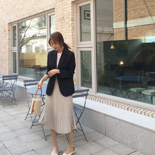 ブラック 黒 ジャケット アウター 羽織り 春夏 春コーデ お出かけ デート オフィス こなれ感 大人 フォーマル ジャケット専門 ノンノン スクリー Nonnon Skry For Ladies Jackets Only