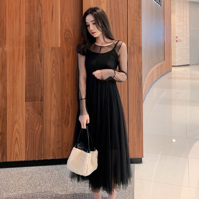 送料無料 2カラー ミディアム丈 シースルー チュール ワンピース レディース ブラック ラベンダー お呼ばれ お出かけ 食事会 女子会 リゾート デート 無地 ラウンドネック ロングスリーブ キャミソール くすみカラー ボタン 春物 夏物 トレンド ロマンチック 大人