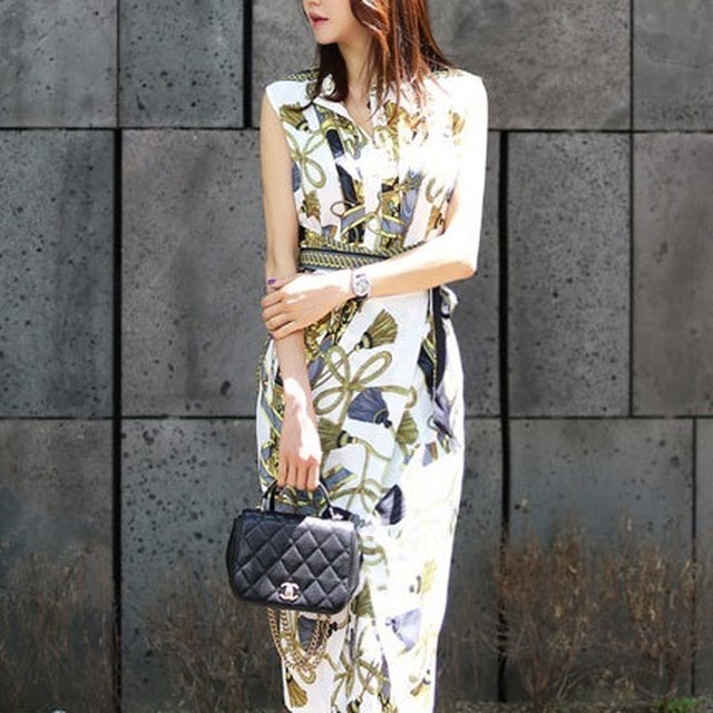 限定価格セール ワンピース スカーフ柄 ウエストマーク スリット 膝丈ワンピース セレブスタイル 細見え バックリボン 同窓会 披露宴 懇談会 二次会 女子会 食事会 ママ ステージ 舞台 上品 スタイリッシュ お出かけファッション 卒業式 ピアノ 演奏会 キレイ目 発表