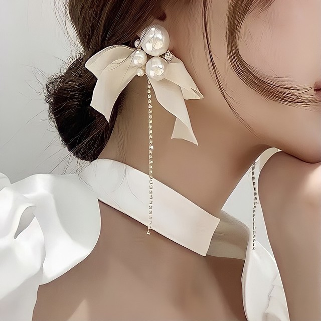 flare ribbon earring