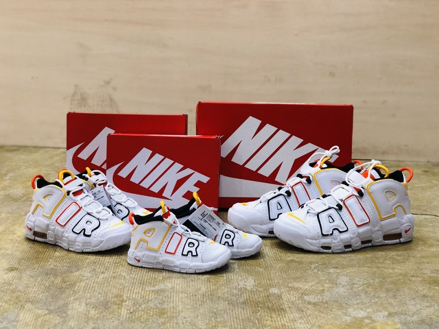 Nike Air More Uptempo Rayguns ナイキ エア モア アップテンポ ロズウェル レイガンズ Dd92 100 Inception