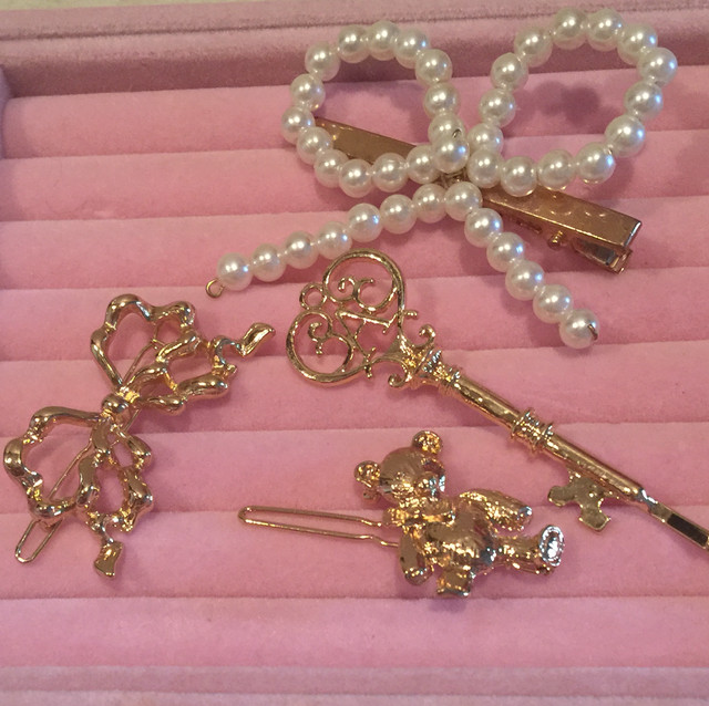 即納 2セット ヘアピン クマ ゴールド 鍵 可愛い ヘアアクセ ヴィンテージ風 Loveysmileshop