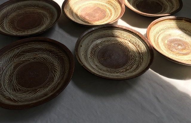 井上茂 三島手皿 Sanrokuyon