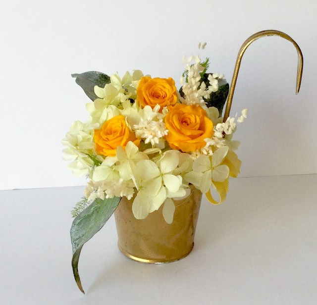 元気が出る 黄色のバラとアジサイのプリザーブドフラワーアレンジメント Gardenia6