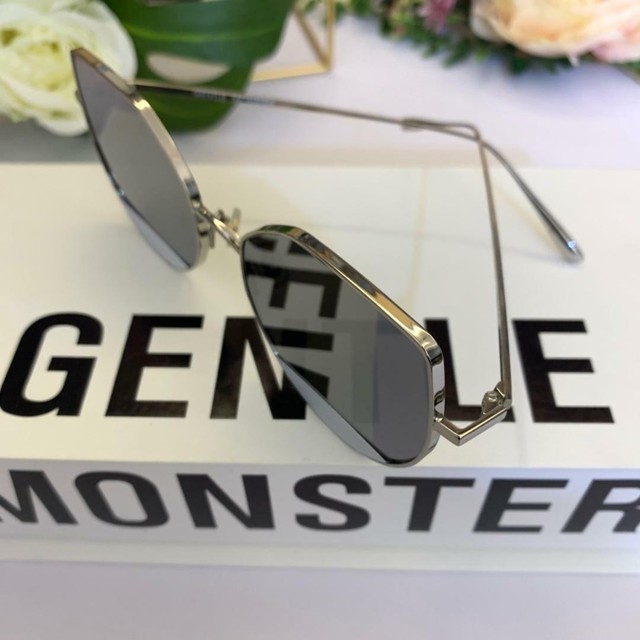 ジェントルモンスター サングラス キャットアイサングラス Gentle Monster サングラスの店