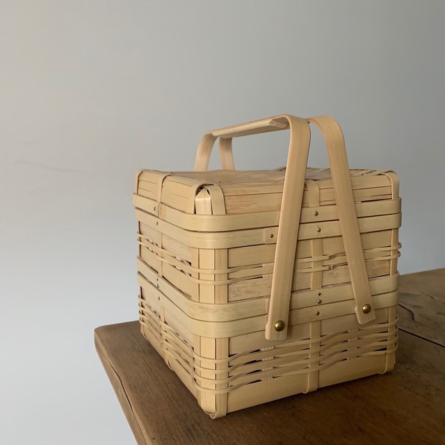 鹿児島県白竹 手つき弁当かご 四角二段 Wolk
