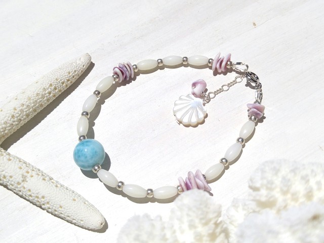 海玉 海の贈り物の腕飾りsilver925 美しい丸玉ラリマー 白珊瑚 パープルシェル 拘りを詰め込んだ大人可愛いブレスレット Laule A Searoom