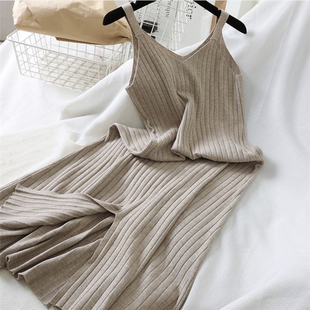 A キャミワンピ ワンカラー カジュアル 全7色 着痩せ ｖネック 夏ワンピース フリーサイズ Loveing