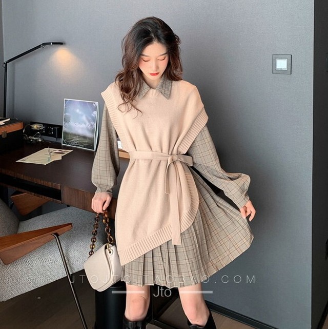 送料無料 2色 ニットベスト シャツワンピース セットアップ 2点セット ツーピース レイヤード 重ね着 トップス ニット ベスト ノースリーブ アシンメトリー アシメ ウエストマーク ウエスト リボン りぼん 無地 シンプル ワンピース 長袖ワンピース シャツワンピ フレア