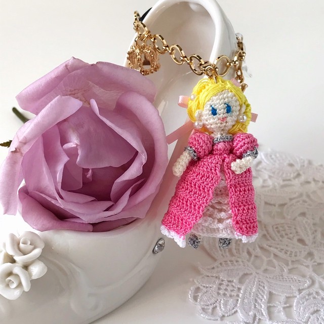 プリンセスチャームf シンデレラちゃん ピンク グリム童話 Pupu布布 ぷぷ レース糸と布とお花のお店