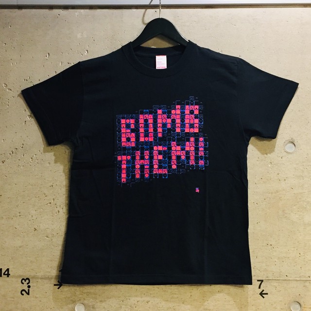 ボンバーマン Tシャツ ( ブラック × ピンク ) / VIDEO GAME TOKYO