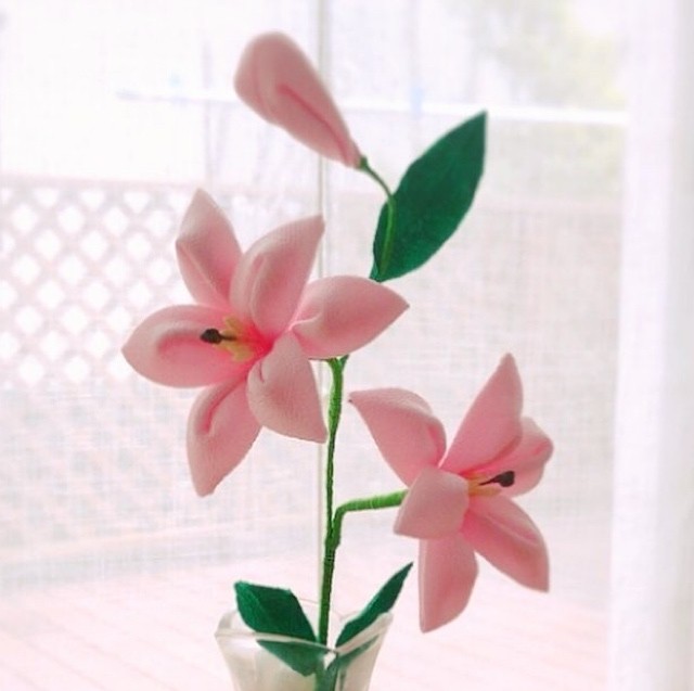 笹ユリ つまみ細工 和花