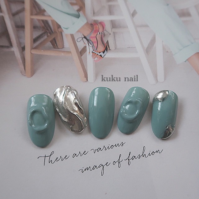 個性的ニュアンスネイル Kuku Nail